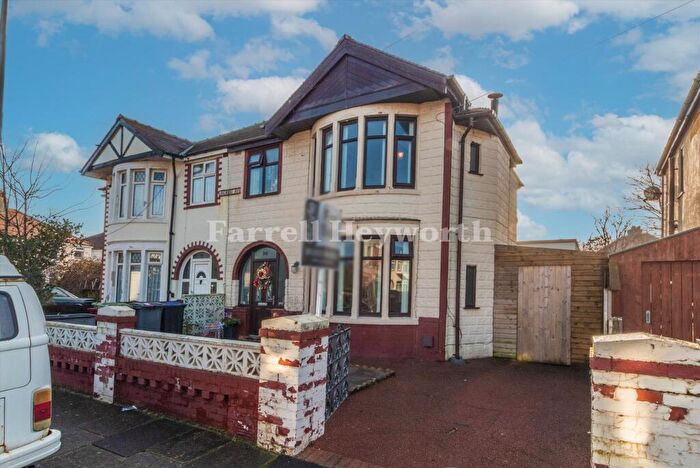 3 Bedroom Semi Detached House For Sale In Lakewood Avenue, Thornton Cleveleys, FY5