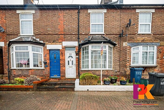 2 Bedroom Terraced House To Rent In London Road, High Wycombe, HP11