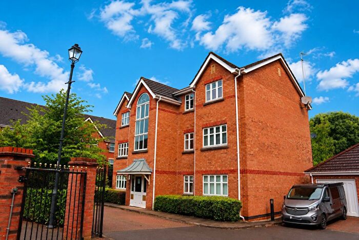 2 Bedroom Flat For Sale In Greenock Mews, Widnes, WA8