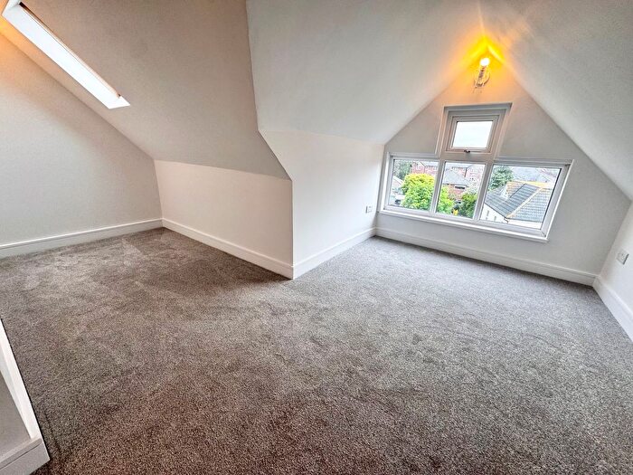 2 Bedroom Flat To Rent In Carlton Road, Bournemouth, BH1