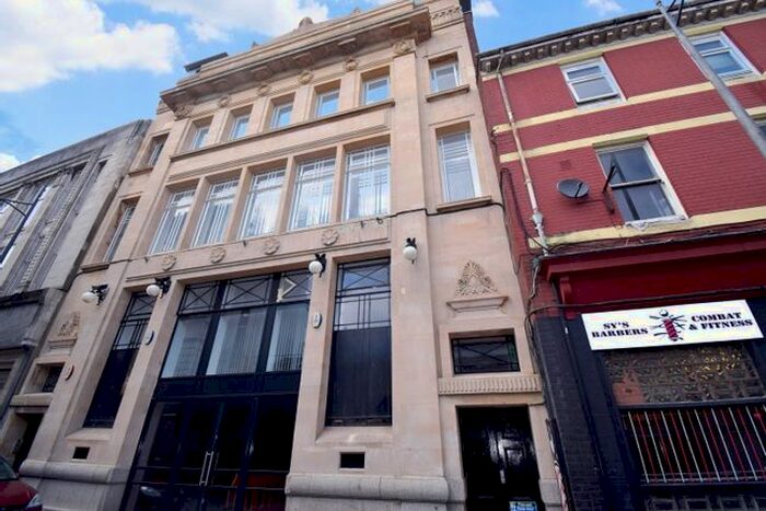 2 Bedroom Flat To Rent In Market Street, Newport, NP20