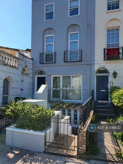 1 Bedroom Flat To Rent In St Pancras Way, London, NW1