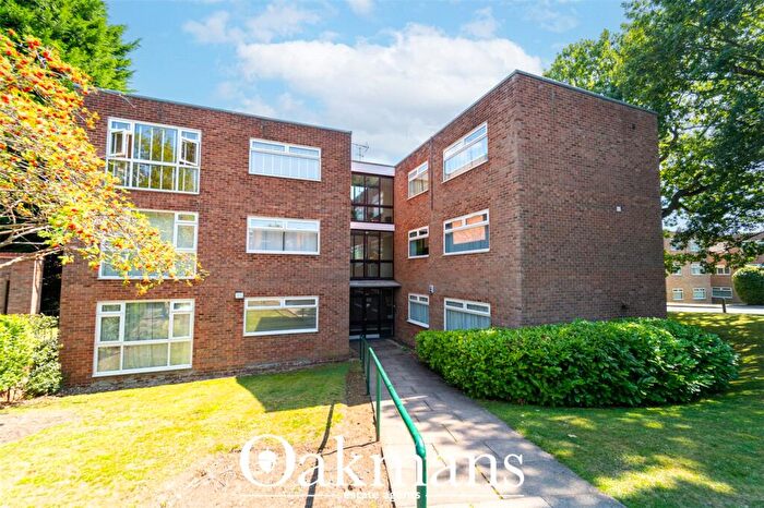 2 Bedroom Apartment For Sale In Spreadbury Close, Birmingham, West Midlands, B17