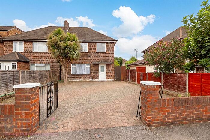 3 Bedroom Semi Detached House To Rent In Tudor Drive, Morden, SM4