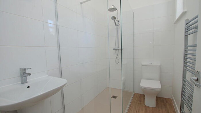 2 Bedroom Apartment To Rent In Lansdown Crescent, GL50
