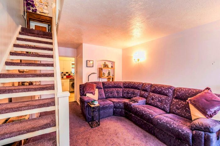 2 Bedroom Semi-Detached House For Sale In Monnow Gardens, West End, Southampton SO18