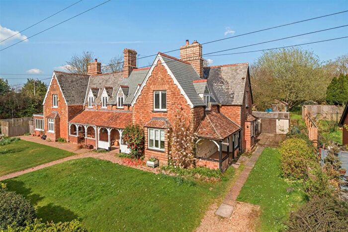 3 Bedroom Terraced House For Sale In Poltimore, Exeter, EX4