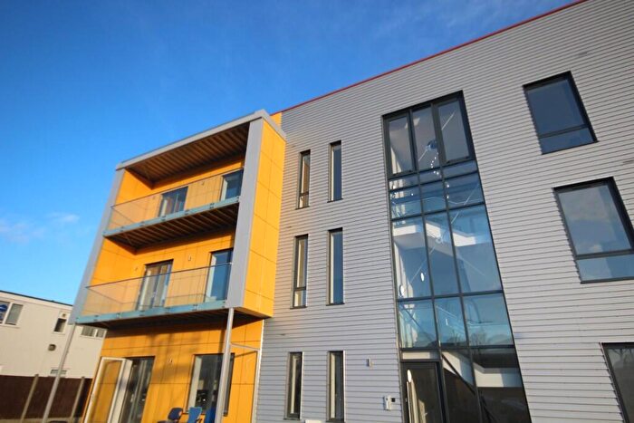 2 Bedroom Flat To Rent In Tallon Road, Brentwood, Essex, CM13