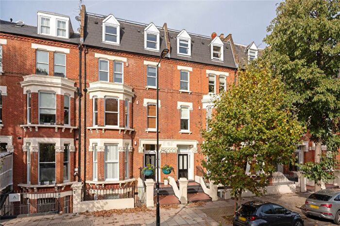 3 Bedroom Flat For Sale In Sutherland Avenue, London, W9