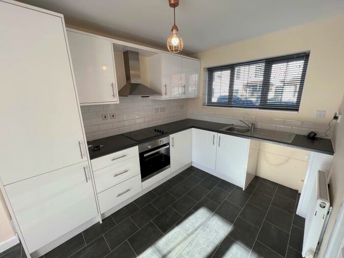 2 Bedroom Terraced House To Rent In Park Avenue, Attleborough, Nuneaton