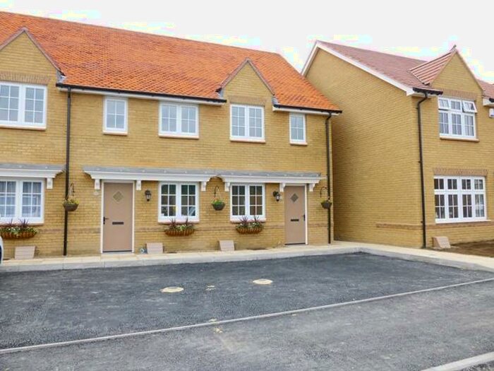 2 Bedroom Terraced House To Rent In Lakeside Avenue, Faversham, ME13