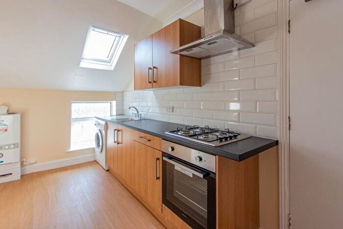 1 Bedroom Private Halls To Rent In Northcote Street, Cathays, CF24