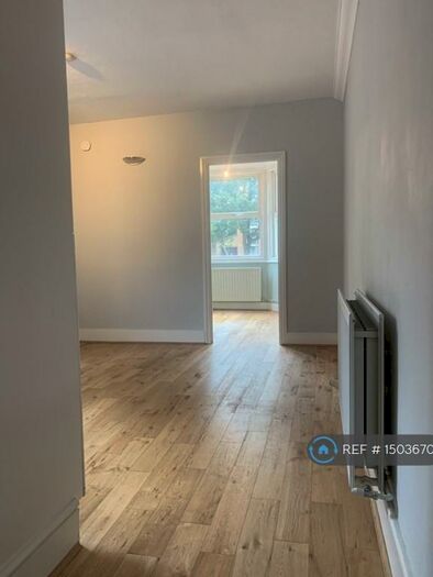 1 Bedroom Flat To Rent In Brownhill Road, London, SE6