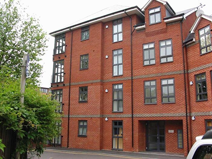 2 Bedroom Apartment To Rent In Tanfields, Vachel Road, Reading, RG1