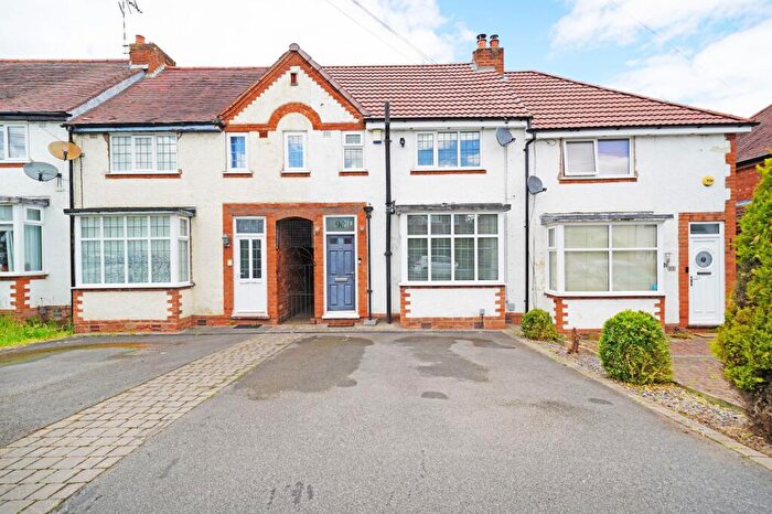 3 Bedroom Town House For Sale In Shalford Road, Solihull, B92