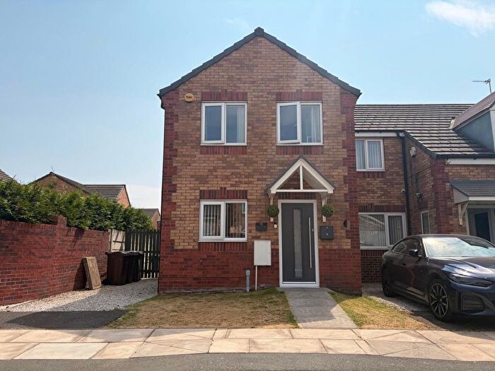 3 Bedroom Semi Detached House For Sale In St. Joans Close, Bootle, L20