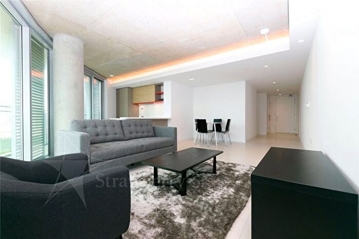 2 Bedroom Flat For Sale In Tidal Basin Road, London, E16