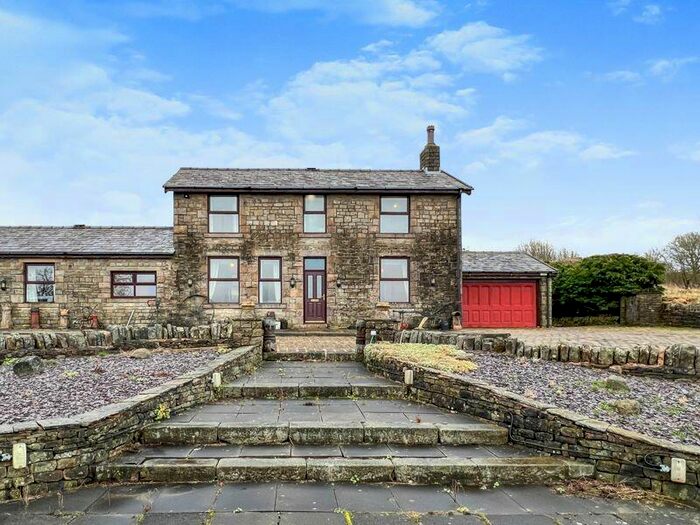 3 Bedroom Detached House To Rent In The Farm House, New Butterworth Farm, Cox Green Road, Egerton, Bolton, BL7