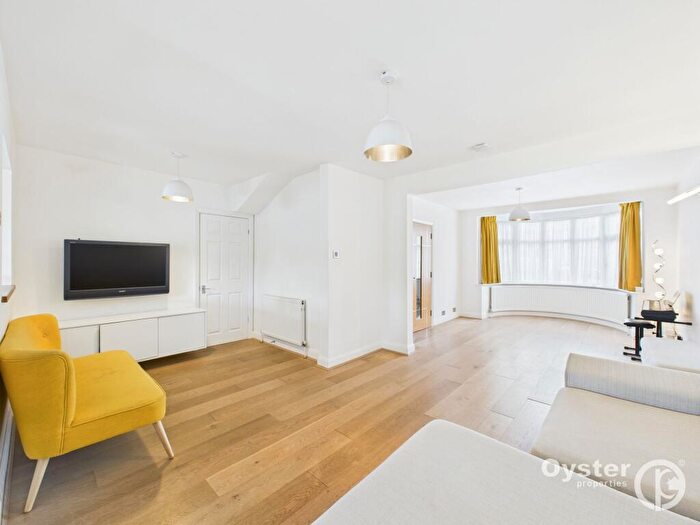 5 Bedroom Semi-Detached House To Rent In Hartford Avenue, Harrow, HA3