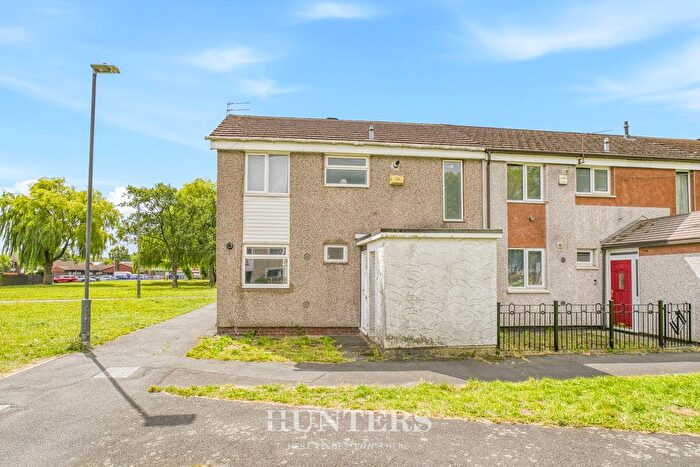 3 Bedroom End Of Terrace House For Sale In The Downs, Alkrington, Middleton, M24