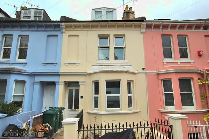 1 Bedroom Flat To Rent In Warleigh Road, Brighton, BN1