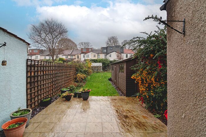 3 Bedroom Semi-detached House For Sale In Symington Road, Fishponds, BS16