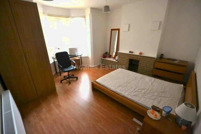 6 Bedroom Terraced House To Rent In London Road, Reading, RG1