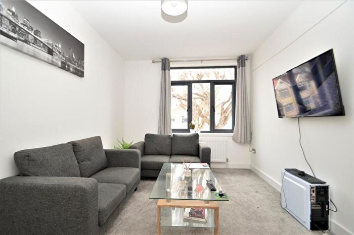 4 Bedroom Maisonette To Rent In Bedminster Road, Bedminster, Bristol, BS3