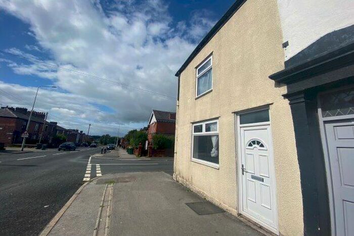 2 Bedroom Property To Rent In Moor Road, Chorley, PR7