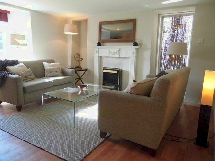 2 Bedroom Flat To Rent In Perth Road, Dundee, DD1