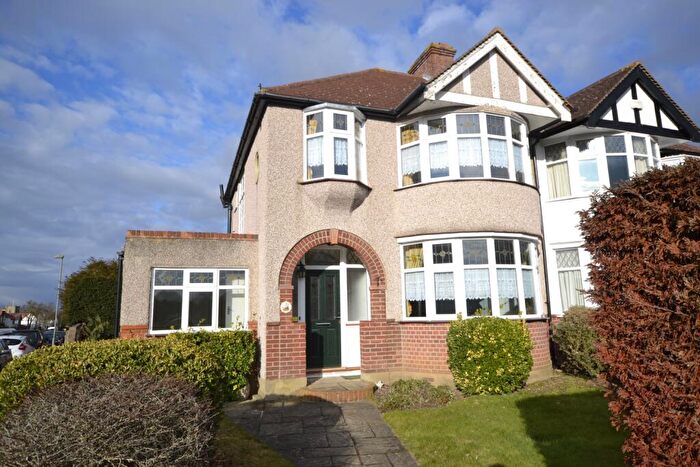 3 Bedroom Semi Detached House To Rent In Southcroft Avenue West Wickham, BR4