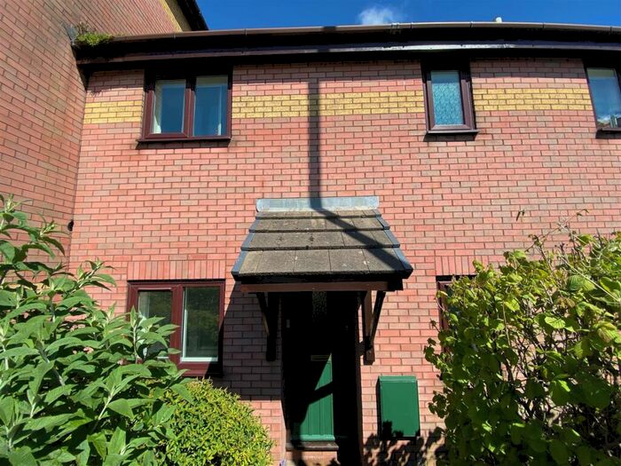 2 Bedroom Flat To Rent In County Street, Bristol, BS4