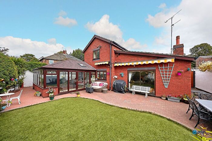 4 Bedroom Detached House For Sale In North Drive, Wavertree, L15