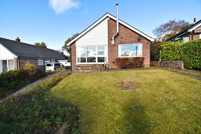 3 Bedroom Detached Bungalow For Sale In Craig Drive, Whaley Bridge, SK23