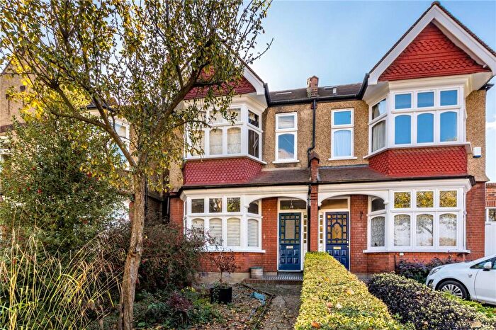 3 Bedroom Semi-Detached House To Rent In Townley Road, East Dulwich, London, SE22