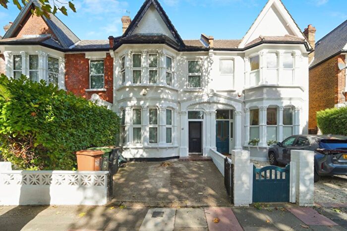 4 Bedroom Terraced House For Sale In Inchmery Road, London, SE6