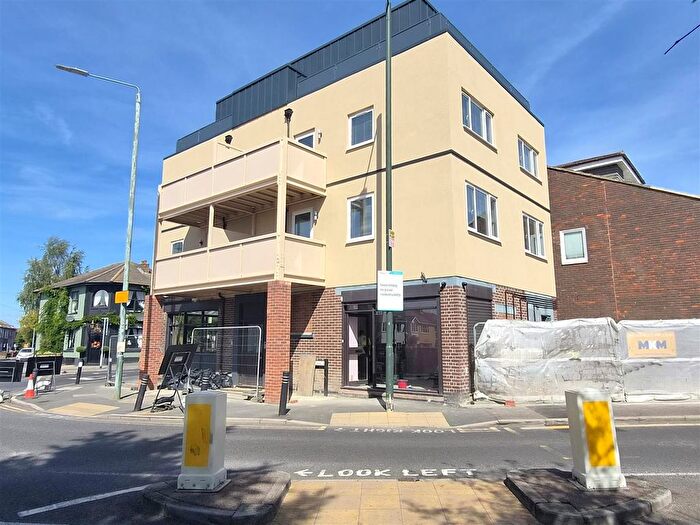 1 Bedroom Flat To Rent In Bexley Road, Erith, DA8