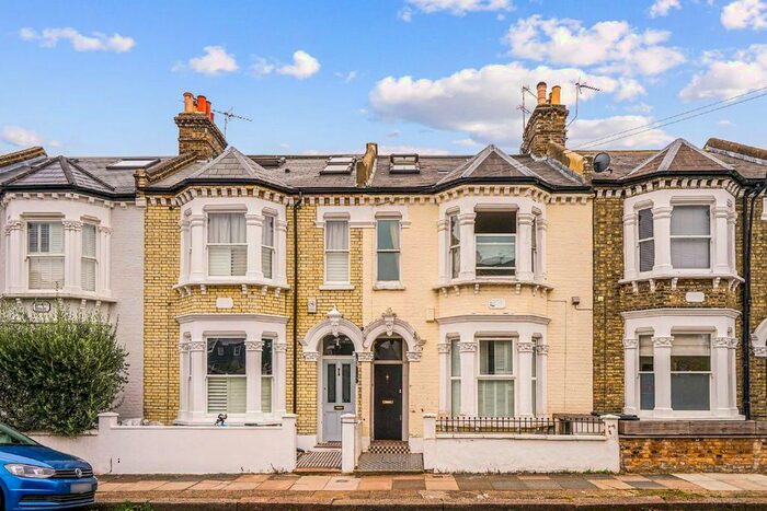 2 Bedroom Detached House To Rent In Leathwaite Road, London, SW11