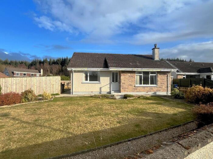 2 Bedroom Detached Bungalow For Sale In Moray Drive, Balloch, Inverness., IV2