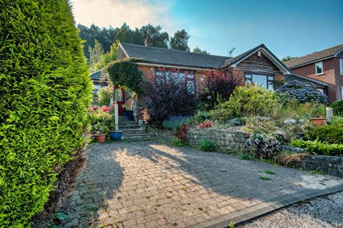 2 Bedroom Detached Bungalow For Sale In Chapel Lane, Crich, DE4