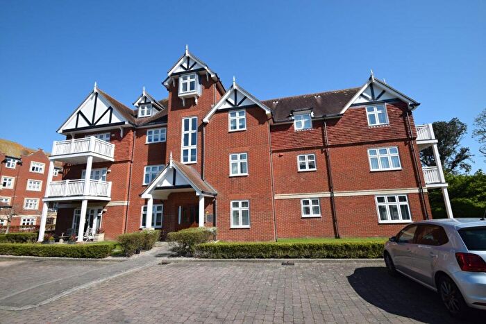 2 Bedroom Flat To Rent In Darley Road, Eastbourne, BN20