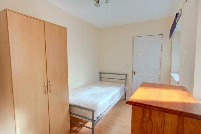 Studio To Rent In Tudor Road, Leicester, LE3