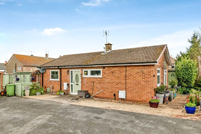 2 Bedroom Detached Bungalow For Sale In Tranmere Grove, Bristol, BS10