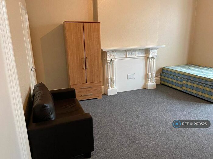 Studio To Rent In Redland Road, Bristol, BS6