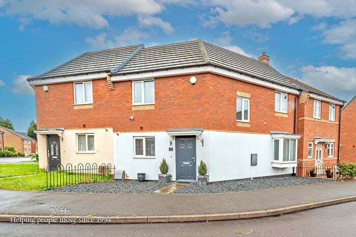 3 Bedroom Terraced House For Sale In Northumberland Way, Walsall, WS2