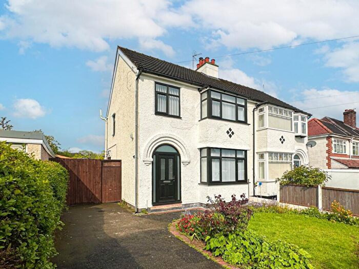 3 Bedroom Semi-Detached House For Sale In Coombe Road, Wirral, CH61