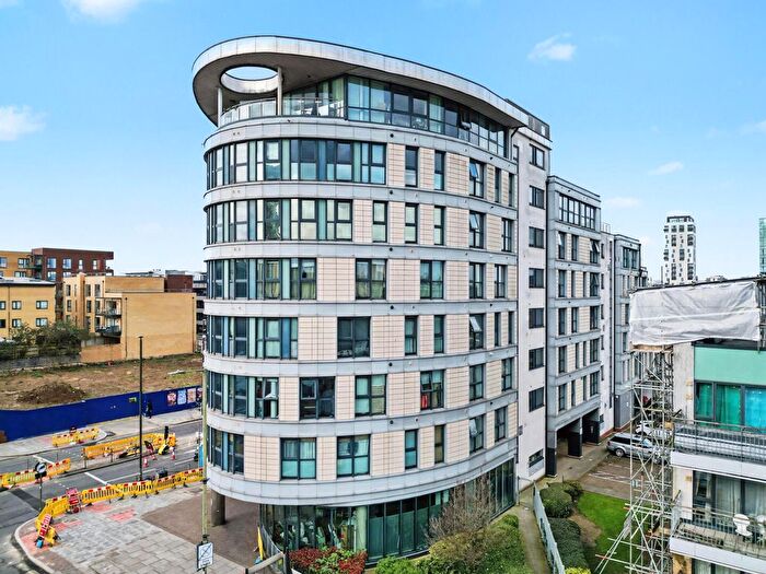 1 Bedroom Flat For Sale In Warneford Court, , Mannock Close, Colindale, NW9
