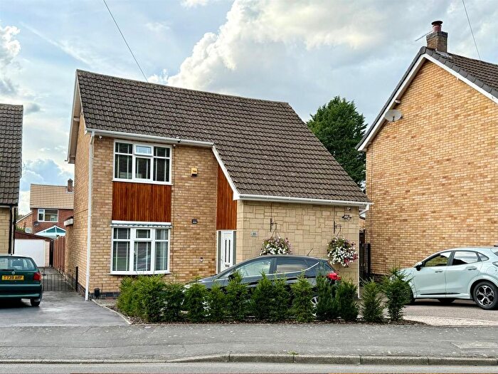 4 Bedroom Detached House For Sale In Westray Drive, Hinckley, LE10