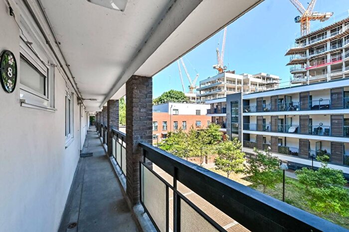 1 Bedroom Flat To Rent In Camden Road, Camden, London, N7