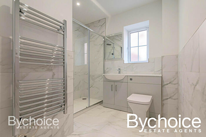 2 Bedroom Semi-Detached Bungalow For Sale In Great Oak Place, Raydon, IP7